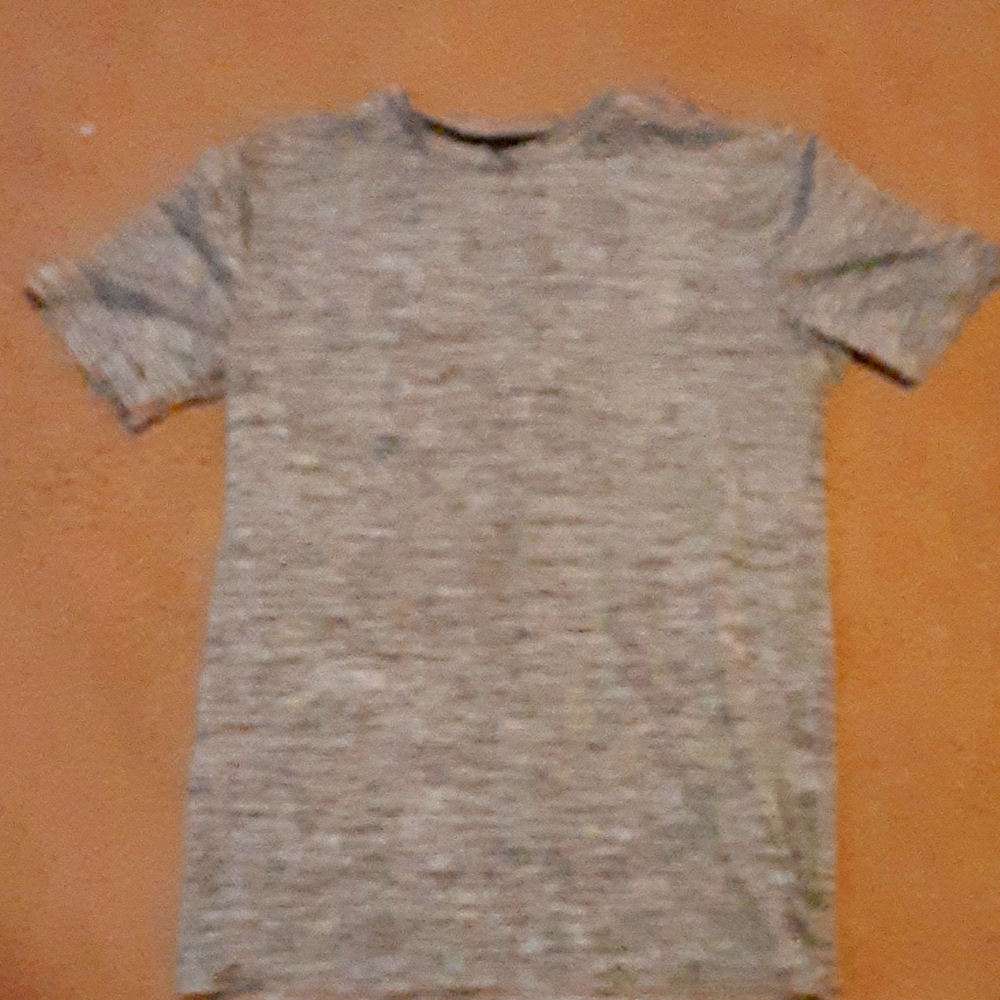 Athletic shirt